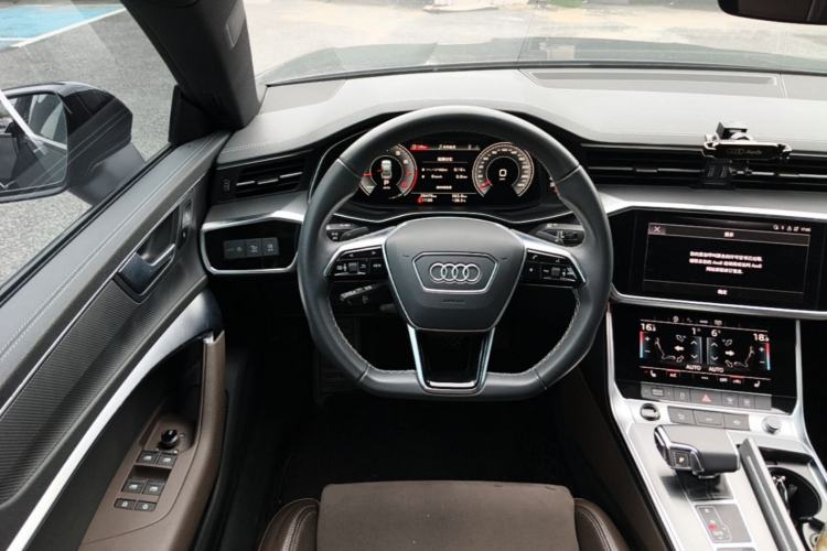Used Audi A7L 2022 45 TFSI quattro S-line Wind Rider Steering Wheel