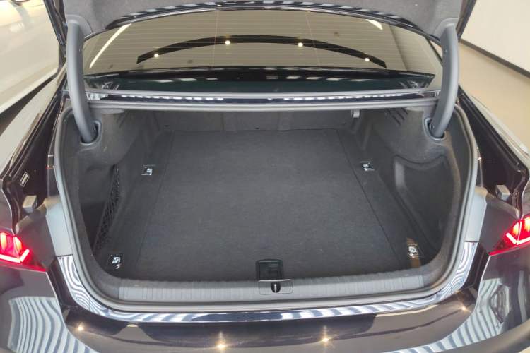 Used Audi A7L 2022 45 TFSI quattro S-line Wind Rider Trunk