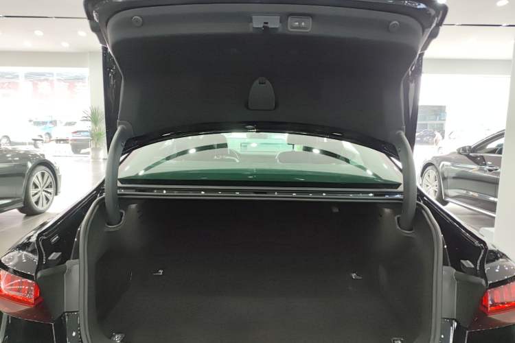 Used Audi A7L 2022 45 TFSI S-line Dream-Building Edition Trunk