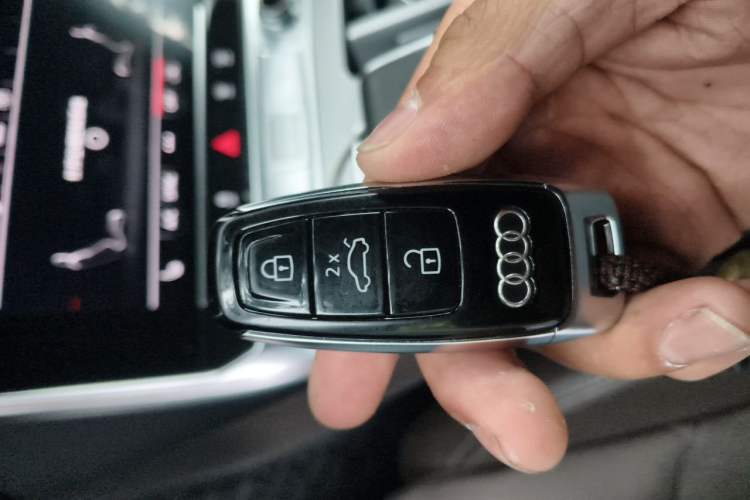 Used Audi A7L 2022 45 TFSI quattro S-line Wind Rider Vehicle Key
