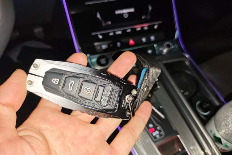 Used Audi A7L 2022 45 TFSI quattro S-line Wind Rider Vehicle Key