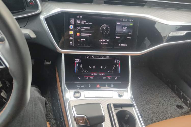 Used Audi A7L 2022 55 TFSI quattro S-line Edition One First Edition Audio And AC Panel