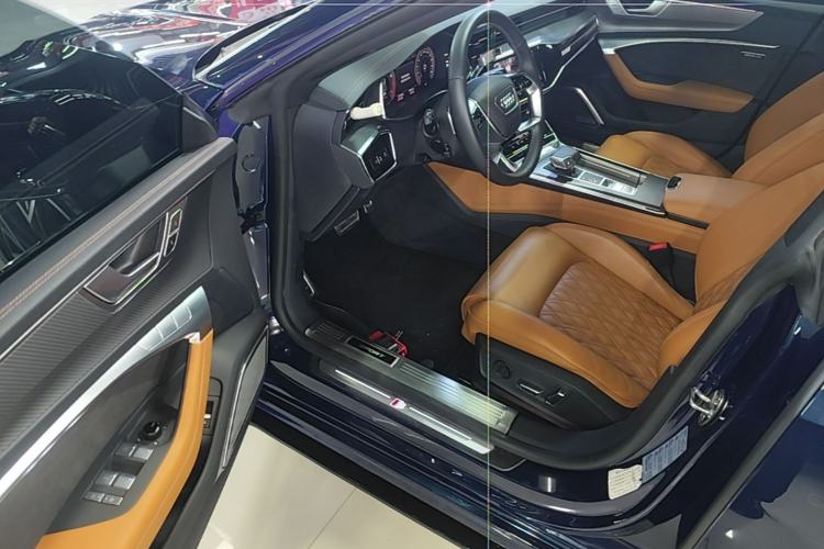 Used Audi A7L 2022 55 TFSI quattro S-line Edition One First Edition Driver Seat