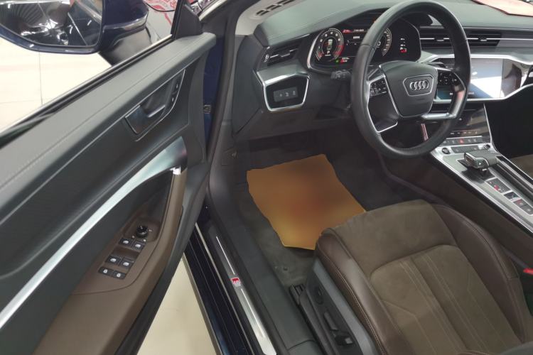 Used Audi A7L 2022 45 TFSI S-line Dream-Building Edition Driver Seat