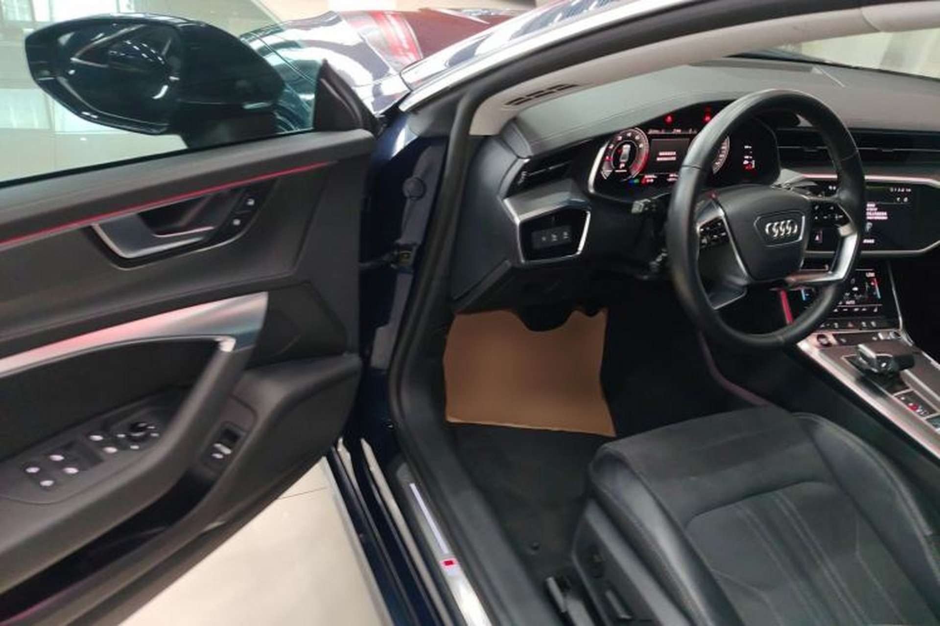 Used Audi A7L 2022 45 TFSI S-line Dream-Building Edition Driver Seat