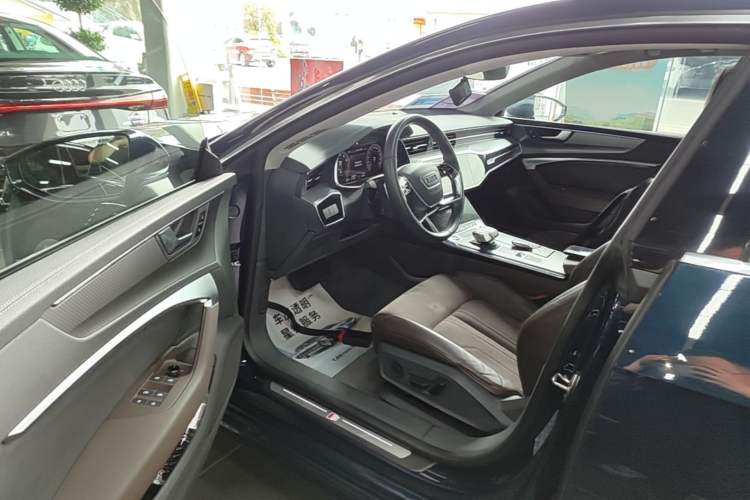 Used Audi A7L 2022 45 TFSI S-line Dream-Building Edition Driver Seat
