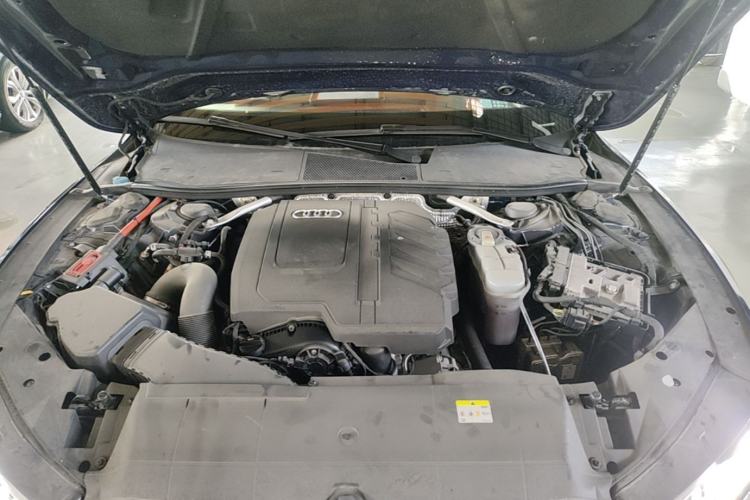 Used Audi A7L 2022 45 TFSI S-line Dream-Building Edition Engine Bay