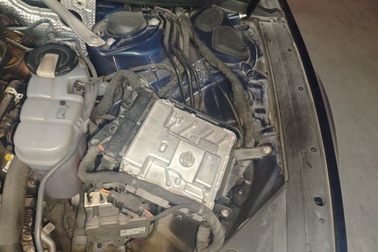 Used Audi A7L 2022 45 TFSI S-line Dream-Building Edition Engine Bay Left
