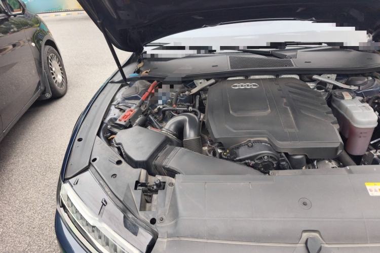 Used Audi A7L 2022 45 TFSI quattro S-line Visionary Crystal Package Engine Bay Right