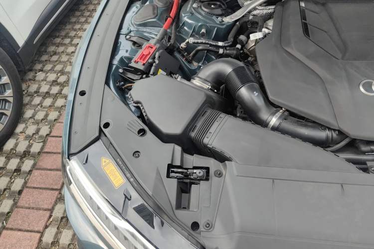 Used Audi A7L 2022 55 TFSI quattro S-line Edition One First Edition Engine Bay Right