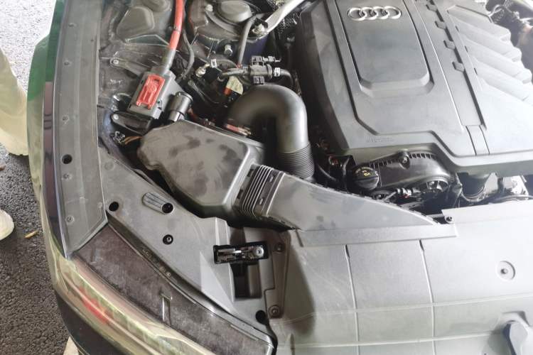Used Audi A7L 2022 45 TFSI S-line Dream-Building Edition Engine Bay Right