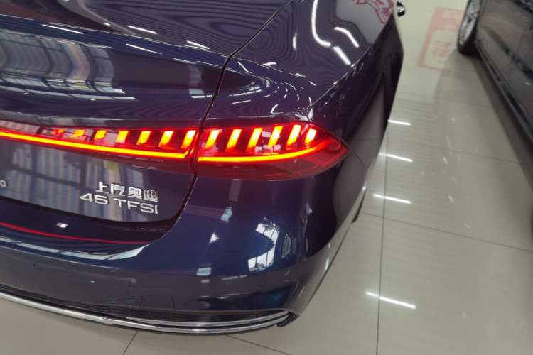 Used Audi A7L 2022 45 TFSI S-line Dream-Building Edition Exterior 3