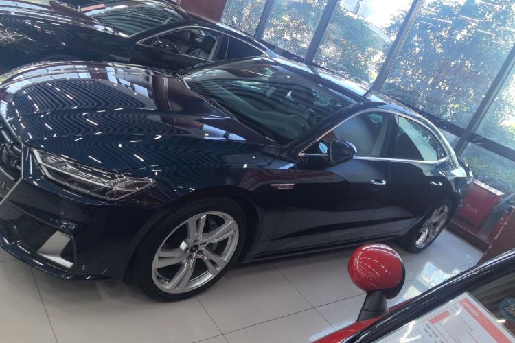 Used Audi A7L 2022 45 TFSI S-line Dream-Building Edition Exterior 3