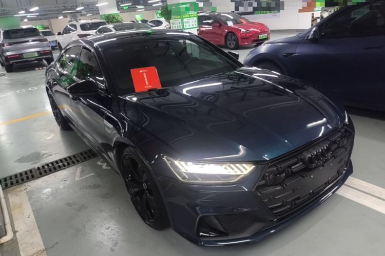 Used Audi A7L 2022 55 TFSI quattro S-line Zhiyuan Crystal Flow Package Front Right 45 Deg