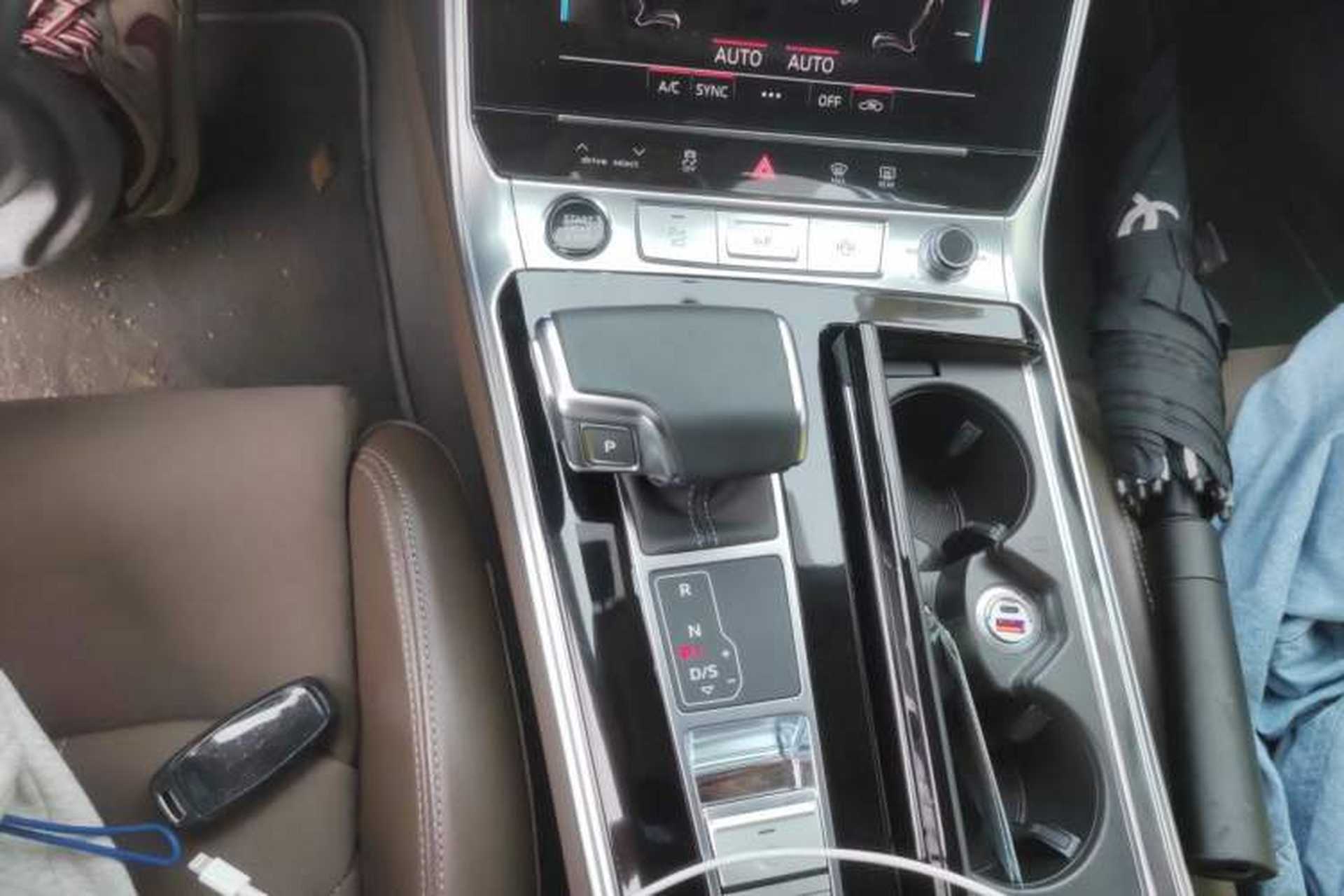 Used Audi A7L 2022 45 TFSI S-line Dream-Building Edition Gear Lever