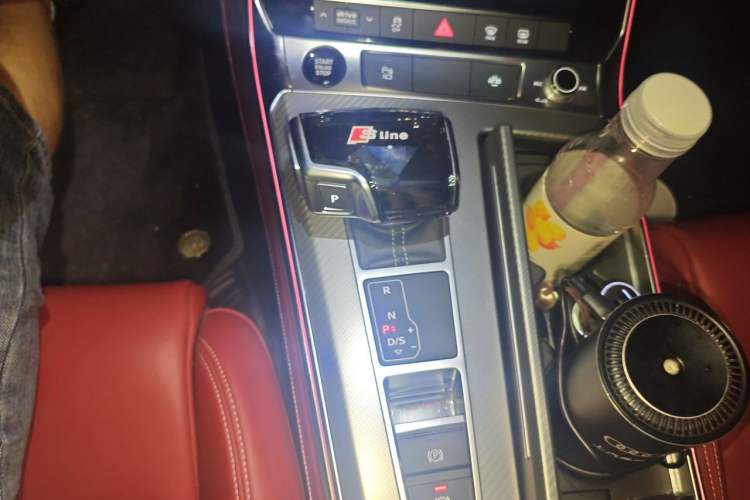 Used Audi A7L 2022 45 TFSI S-line Dream-Building Edition Gear Lever