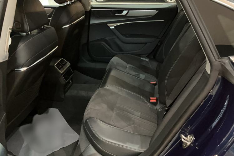 Used Audi A7L 2022 45 TFSI S-line Dream-Building Crystal Flow Package Interior 1