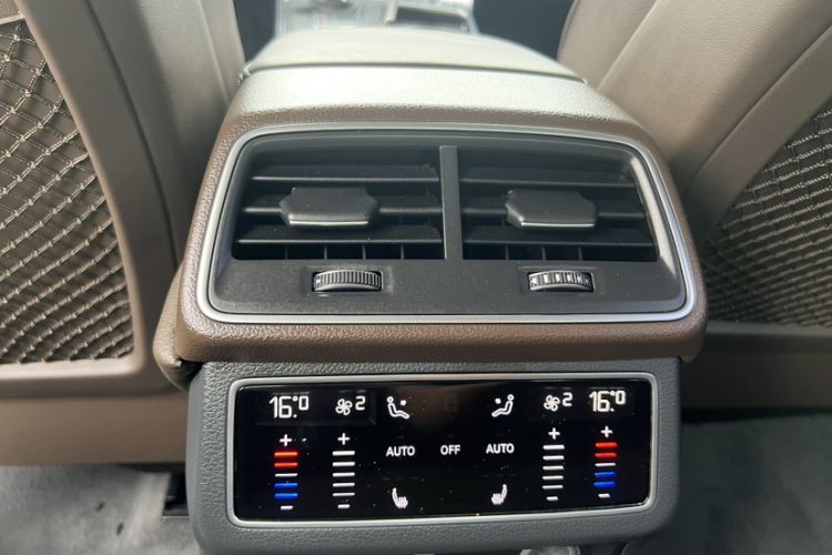 Used Audi A7L 2022 45 TFSI S-line Dream-Building Edition Interior 2