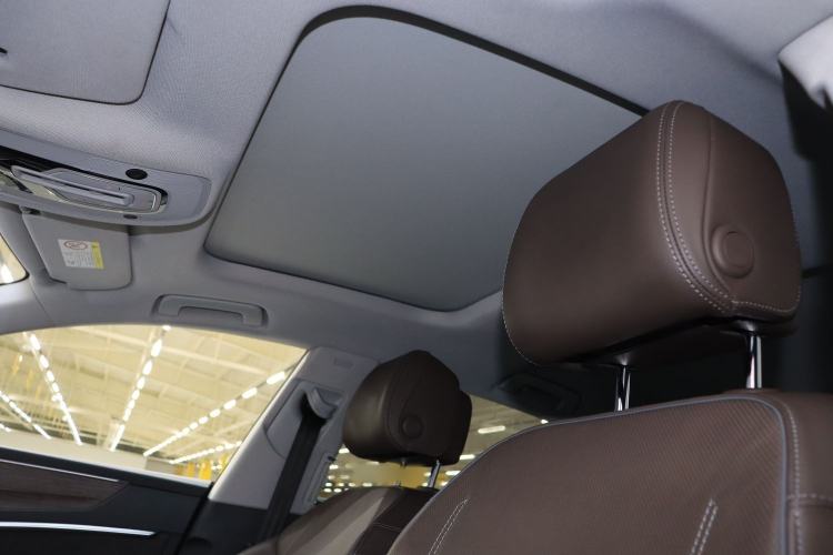 Used Audi A7L 2022 55 TFSI quattro S-line Zhiyuan Crystal Flow Package Interior 2