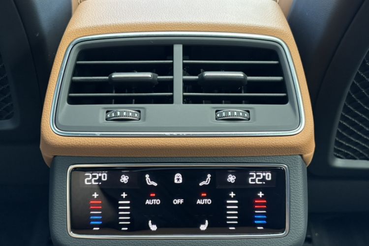 Used Audi A7L 2022 55 TFSI quattro S-line Edition One First Edition Interior 4