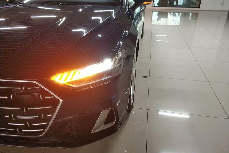 Used Audi A7L 2022 45 TFSI S-line Dream-Building Edition Left Front Headlight
