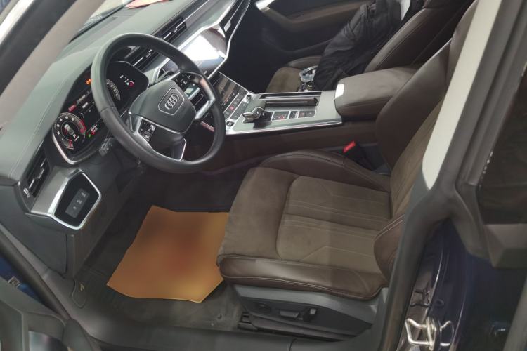 Used Audi A7L 2022 45 TFSI S-line Dream-Building Edition Left Front Seat