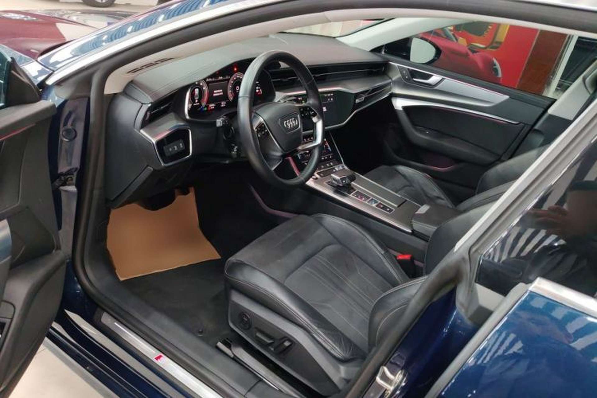Used Audi A7L 2022 45 TFSI S-line Dream-Building Edition Left Front Seat