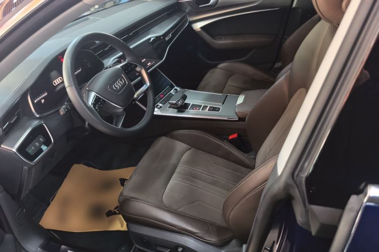 Used Audi A7L 2022 45 TFSI S-line Dream-Building Edition Left Front Seat