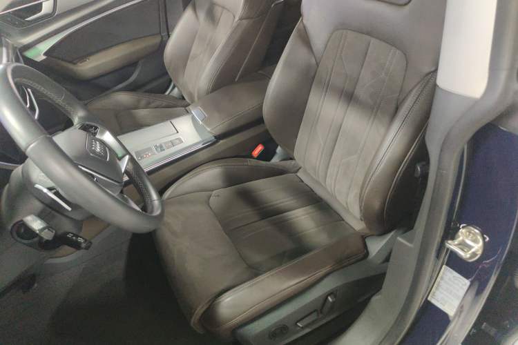 Used Audi A7L 2022 45 TFSI S-line Dream-Building Edition Left Front Seat
