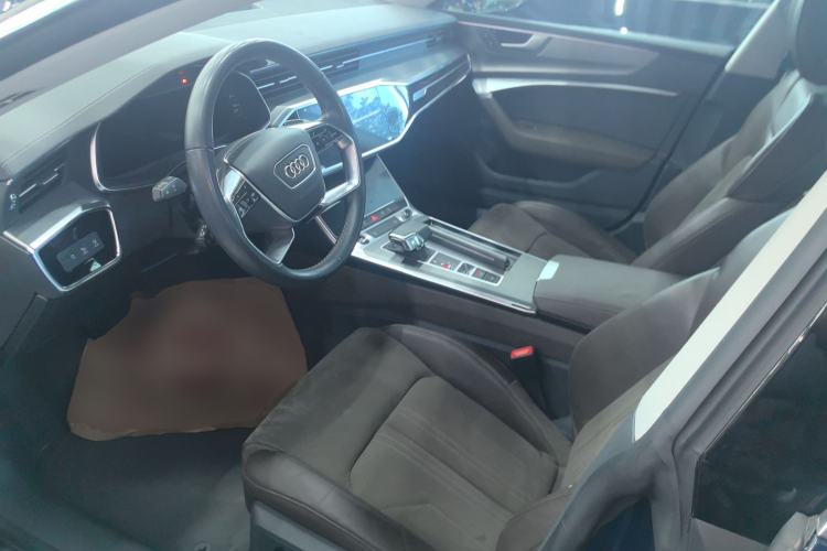 Used Audi A7L 2022 45 TFSI S-line Dream-Building Edition Left Front Seat