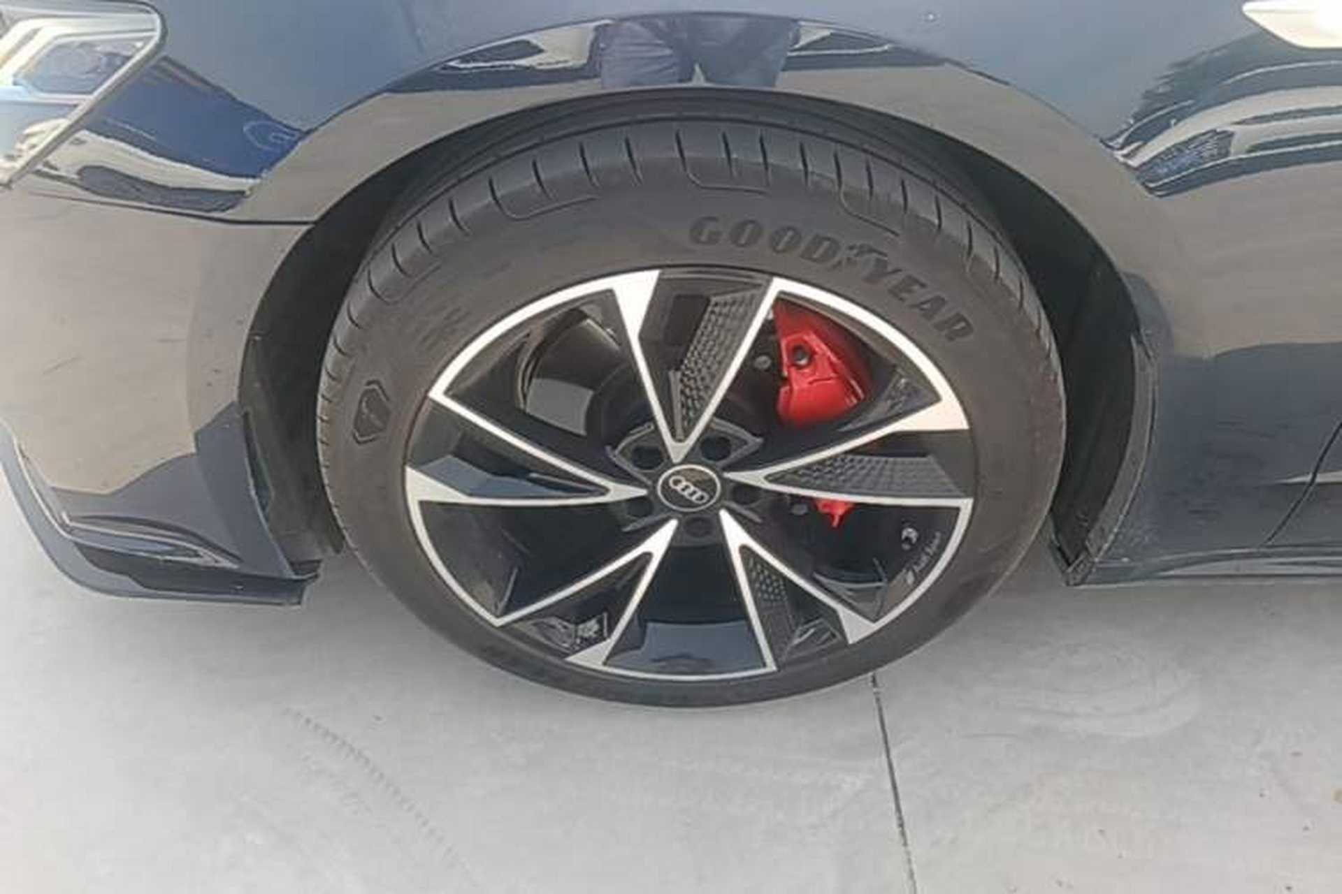 Used Audi A7L 2022 45 TFSI S-line Dream-Building Edition Left Front Wheel Hub