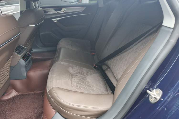 Used Audi A7L 2022 45 TFSI quattro S-line Visionary Crystal Package Left Rear Seat