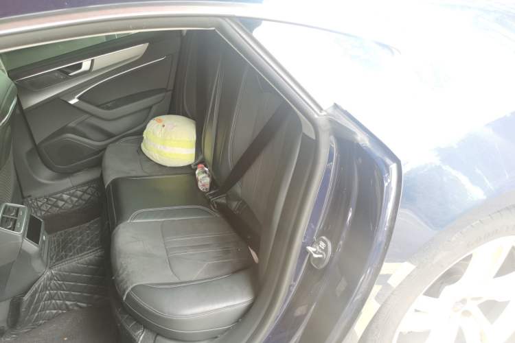 Used Audi A7L 2022 45 TFSI S-line Dream-Building Edition Left Rear Seat