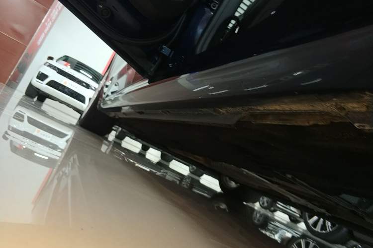 Used Audi A7L 2022 45 TFSI S-line Dream-Building Edition Left Side Sill