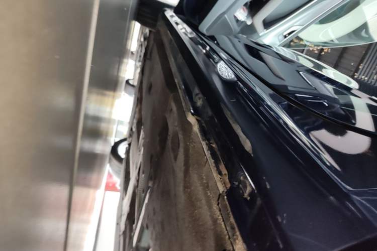 Used Audi A7L 2022 45 TFSI S-line Dream-Building Edition Left Side Sill