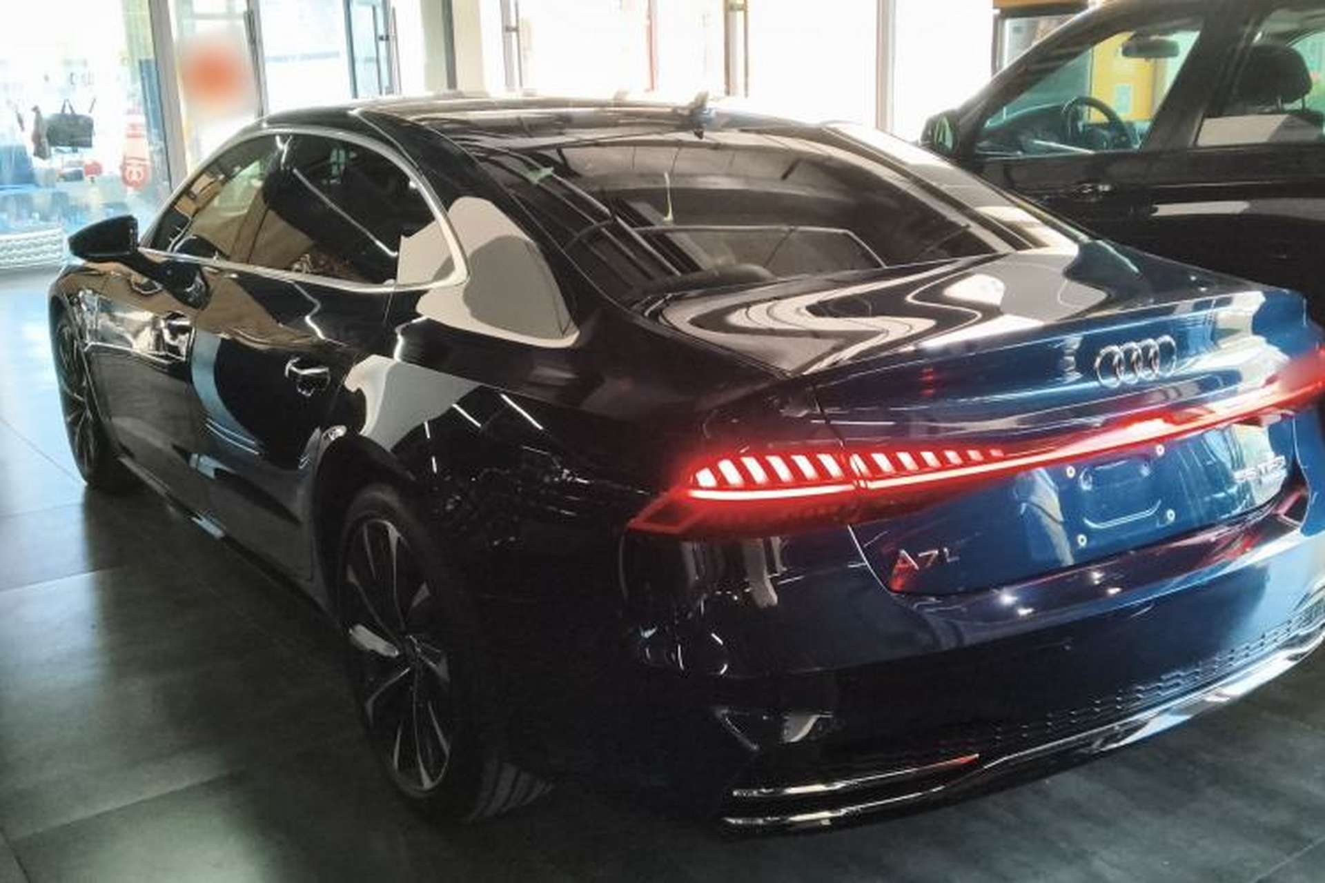 Used Audi A7L 2022 55 TFSI quattro S-line Boundary Edition Crystal Flow Package Rear Left 45 Deg