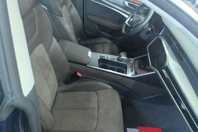 Used Audi A7L 2022 45 TFSI S-line Dream-Building Edition Right Front Seat