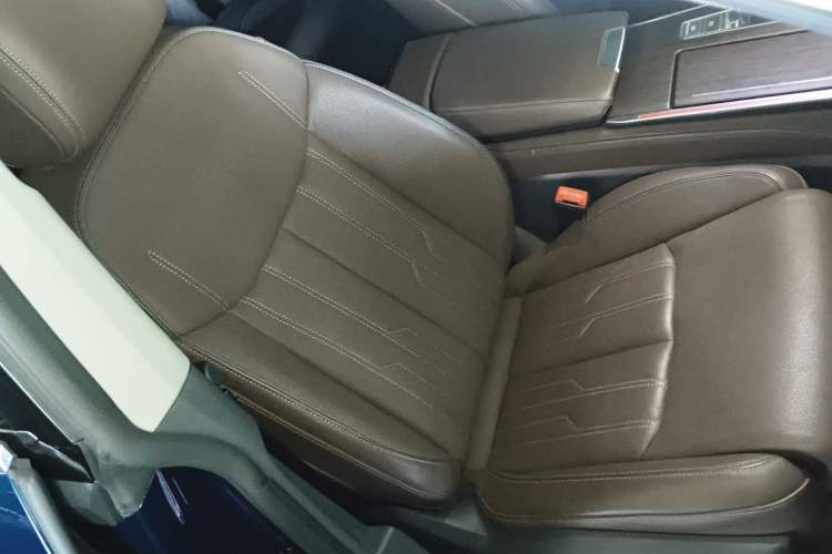 Used Audi A7L 2022 55 TFSI quattro S-line Boundary Edition Crystal Flow Package Right Front Seat