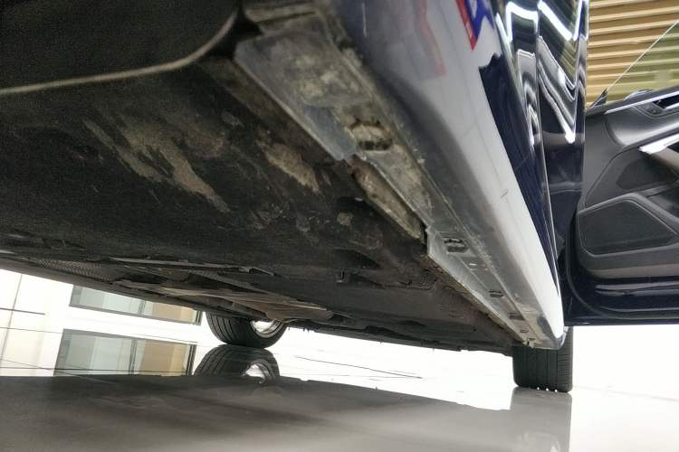 Used Audi A7L 2022 45 TFSI S-line Dream-Building Edition Right Side Sill