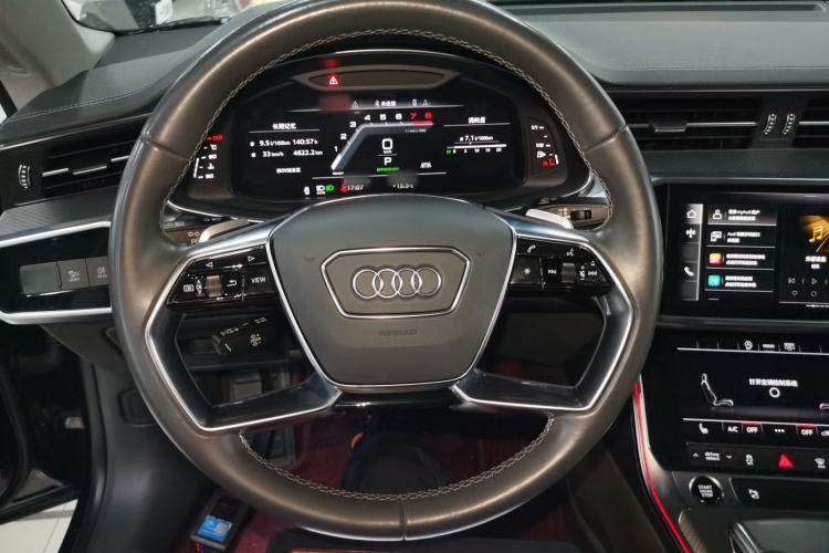 Used Audi A7L 2022 45 TFSI S-line Dream-Building Edition Steering Wheel