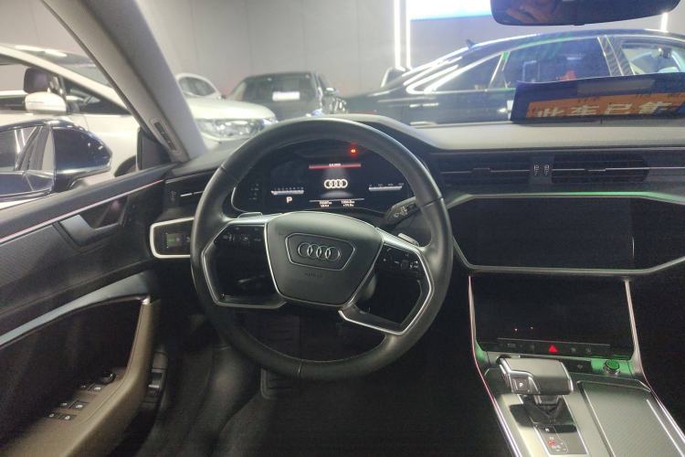 Used Audi A7L 2022 45 TFSI S-line Dream-Building Edition Steering Wheel
