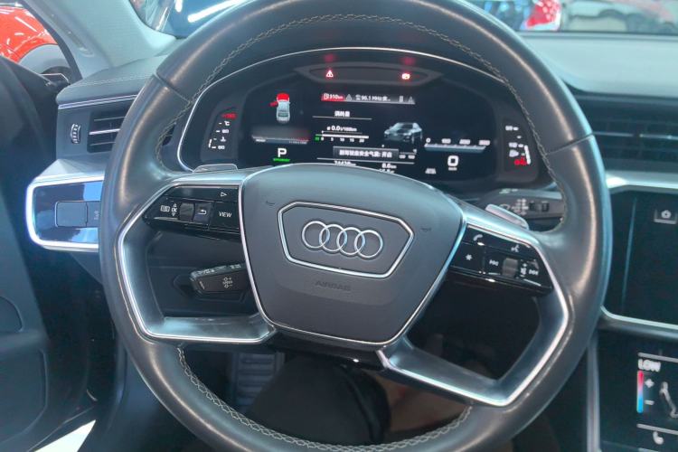 Used Audi A7L 2022 45 TFSI S-line Dream-Building Edition Steering Wheel