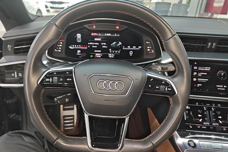 Used Audi A7L 2022 55 TFSI quattro S-line Edition One First Edition Steering Wheel