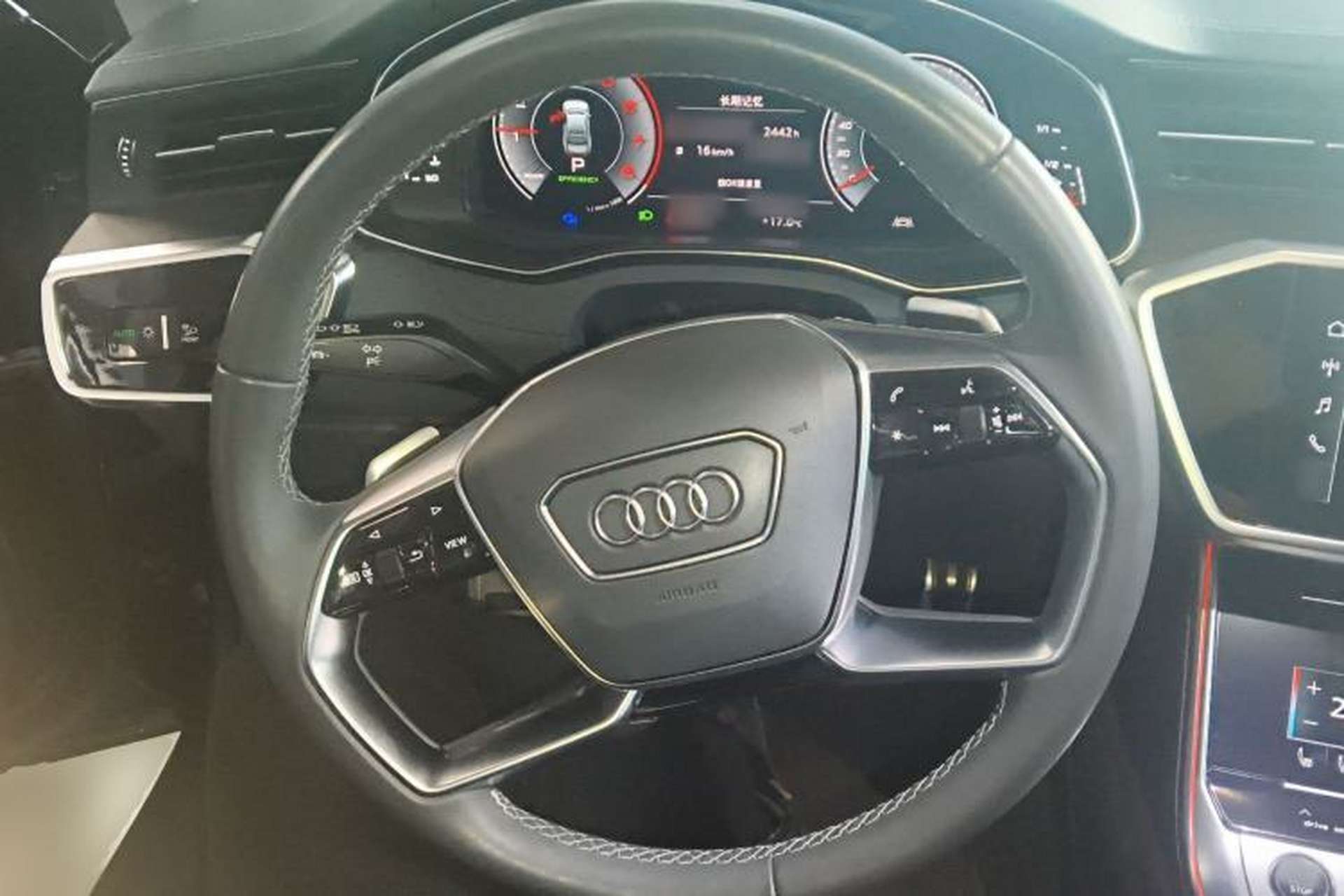 Used Audi A7L 2022 55 TFSI quattro S-line Boundary Edition Crystal Flow Package Steering Wheel