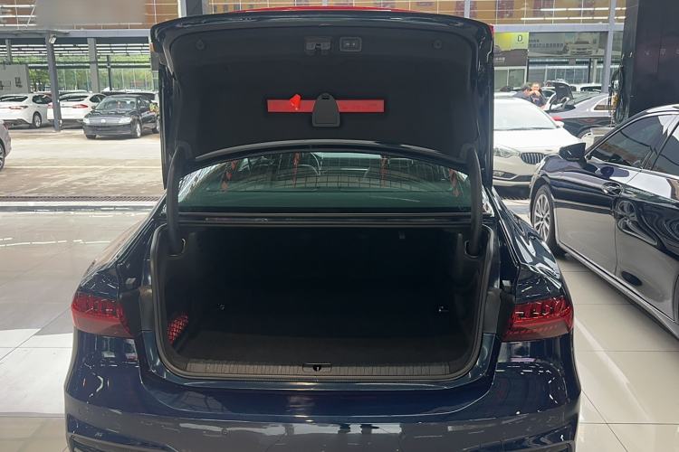 Used Audi A7L 2022 45 TFSI S-line Dream-Building Edition Trunk