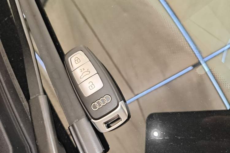 Used Audi A7L 2022 55 TFSI quattro S-line Edition One First Edition Vehicle Key