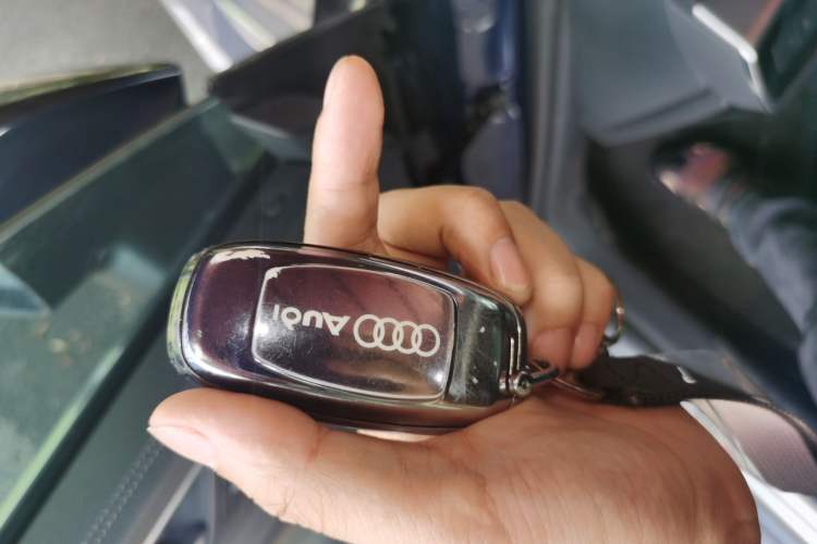 Used Audi A7L 2022 45 TFSI S-line Dream-Building Edition Vehicle Key