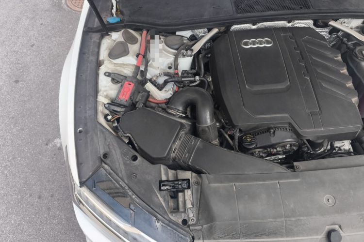 Used Audi A7L 2022 45 TFSI quattro S-line White Mage Edition Engine Bay Right