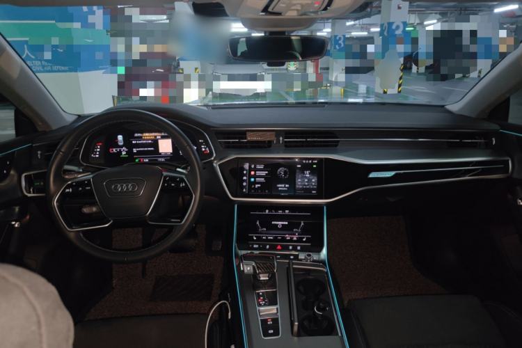 Used Audi A7L 2022 45 TFSI quattro S-line Visionary Crystal Package Center Console