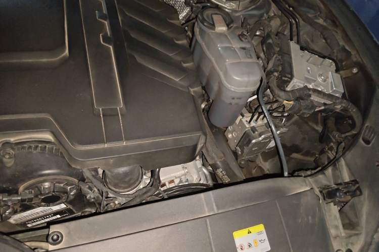 Used Audi A7L 2022 45 TFSI quattro S-line Visionary Crystal Package Engine Bay Left